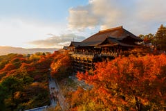 Kiyomizu-Deratempel in Kyoto royalty-vrije stock afbeeldingen Kiyomizu-Deratempel in Kyoto royalty-vrije stock afbeeldingen