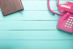 Klassieke roze telefoon royalty-vrije stock afbeelding Klassieke roze telefoon royalty-vrije stock afbeelding