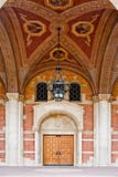 Klassische Architektur, die höhere Ausbildung darstellt stockbilder Klassische Architektur, die höhere Ausbildung darstellt stockbilder