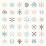 Kleurrijke de Vlokkenkrabbels van de de Wintersneeuw Vector illustratie royalty-vrije illustratie Kleurrijke de Vlokkenkrabbels van de de Wintersneeuw Vector illustratie royalty-vrije illustratie