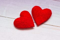 Kocha serca na drewnianym tekstury tle, valentines dnia karty pojęcie oryginalny kierowy tło Zdjęcia Stock Kocha serca na drewnianym tekstury tle, valentines dnia karty pojęcie oryginalny kierowy tło Zdjęcia Stock