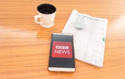 Kolkata, Inde, le 3 février 2019 : Application d'appli de nouvelles de BBC évidente sur l'écran de téléphone portable admirableme photos libres de droits Kolkata, Inde, le 3 février 2019 : Application d'appli de nouvelles de BBC évidente sur l'écran de téléphone portable admirableme photos libres de droits