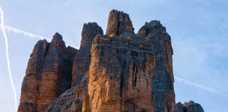 Kolorowy jesień krajobraz w Włoskich Alps, dolomit, Włochy, Europa zdjęcia stock Kolorowy jesień krajobraz w Włoskich Alps, dolomit, Włochy, Europa zdjęcia stock