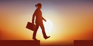 Konzept des Mangels an Vision eines führenden Vertreters der Wirtschaft, der blind geht, in ein Loch zu hetzen vektor abbildung Konzept des Mangels an Vision eines führenden Vertreters der Wirtschaft, der blind geht, in ein Loch zu hetzen vektor abbildung