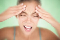 Kopfschmerzenfrau lizenzfreies stockbild Kopfschmerzenfrau lizenzfreies stockbild