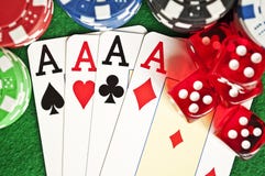 kortchiper tärnar poker royaltyfri fotografi kortchiper tärnar poker royaltyfri fotografi