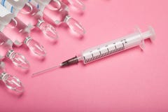 Kosmetische chirurgie, concept op een roze achtergrond royalty-vrije stock fotografie Kosmetische chirurgie, concept op een roze achtergrond royalty-vrije stock fotografie