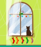Kot siedzi na windowsill, spojrzeniach za okno okno i, śnieżystym okno i zimą za którym snowing ja ilustracji Kot siedzi na windowsill, spojrzeniach za okno okno i, śnieżystym okno i zimą za którym snowing ja ilustracji
