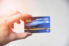 Kreditkort som shoppar begreppet - betalning f?r handinnehavkreditkort arkivfoto Kreditkort som shoppar begreppet - betalning f?r handinnehavkreditkort arkivfoto
