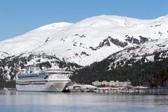 Kreuzschiff in Alaska Kreuzschiff in Alaska