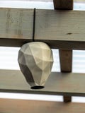 Kunstmatig wespnest om hen te houden weg 3d gedrukte gelijkaardig stock foto's Kunstmatig wespnest om hen te houden weg 3d gedrukte gelijkaardig stock foto's