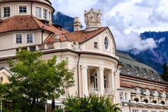 Kurhaus in Merano, Italië royalty-vrije stock foto Kurhaus in Merano, Italië royalty-vrije stock foto