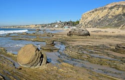 Kustlinje på Crystal Cove State Park, sydliga Kalifornien arkivbilder Kustlinje på Crystal Cove State Park, sydliga Kalifornien arkivbilder