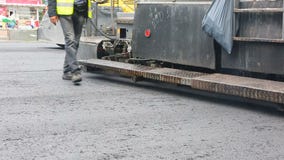 Kyiv, τον Ιούλιο του 2016 της Ουκρανίας: Οδική επίστρωση, κατασκευή φιλμ μικρού μήκους Kyiv, τον Ιούλιο του 2016 της Ουκρανίας: Οδική επίστρωση, κατασκευή φιλμ μικρού μήκους