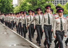 KYIV, УКРАИНА - 26-ое мая 2017: Церемония по случаю конца академического года в лицее Киева воинском Ивана Bohun стоковое изображение rf KYIV, УКРАИНА - 26-ое мая 2017: Церемония по случаю конца академического года в лицее Киева воинском Ивана Bohun стоковое изображение rf