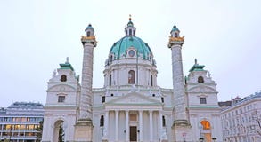 Kyrka Karlskirche för St Charles ` s i Wien, Österrike arkivbilder Kyrka Karlskirche för St Charles ` s i Wien, Österrike arkivbilder