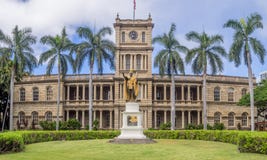 König Kamehameha I Statue, Ali-iolani gesund lizenzfreie stockbilder König Kamehameha I Statue, Ali-iolani gesund lizenzfreie stockbilder