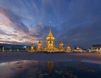 Königliche Verbrennungs-Ausstellung von Seine Majestäts-König Bhumibol Adulyade lizenzfreie stockbilder Königliche Verbrennungs-Ausstellung von Seine Majestäts-König Bhumibol Adulyade lizenzfreie stockbilder