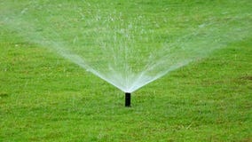 L'acqua spruzza L'acqua spruzza