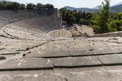 L'amphithéâtre antique d'Epidaurus en Grèce photo libre de droits L'amphithéâtre antique d'Epidaurus en Grèce photo libre de droits