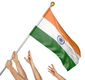 L'équipe de peuples remet soulever l'Inde drapeau national photo stock L'équipe de peuples remet soulever l'Inde drapeau national photo stock