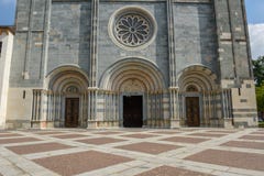 La basilica del ` Andrea di Sant a Vercelli sull'Italia fotografie stock La basilica del ` Andrea di Sant a Vercelli sull'Italia fotografie stock