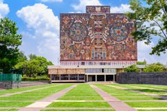 La biblioteca central en la universidad autónoma nacional de México fotografía de archivo libre de regalías La biblioteca central en la universidad autónoma nacional de México fotografía de archivo libre de regalías