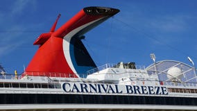 La brisa del carnaval atracó en el La Romana, República Dominicana Imágenes de archivo libres de regalías La brisa del carnaval atracó en el La Romana, República Dominicana Imágenes de archivo libres de regalías