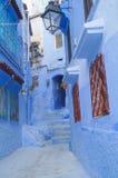 La ciudad azul - Chefchaouen, MoroccoHouses en la ciudad azul famosa Chefchaouen Imagen de archivo La ciudad azul - Chefchaouen, MoroccoHouses en la ciudad azul famosa Chefchaouen Imagen de archivo