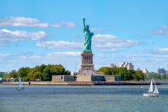 La estatua de la libertad en Nueva York fotografía de archivo La estatua de la libertad en Nueva York fotografía de archivo