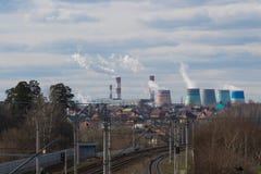 La fumée de la cheminée images libres de droits La fumée de la cheminée images libres de droits