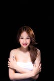 La mujer hermosa atractiva tiene la cara hermosa y piel agradable Cha imagen de archivo libre de regalías La mujer hermosa atractiva tiene la cara hermosa y piel agradable Cha imagen de archivo libre de regalías
