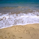 La nouvelle année 2019 est le prochain concept - l'inscription 2018 et 2019 sur a Photos libres de droits La nouvelle année 2019 est le prochain concept - l'inscription 2018 et 2019 sur a Photos libres de droits