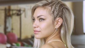 La ragazza nella palestra La ragazza nella palestra