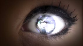 La terre dans ses yeux La terre dans ses yeux