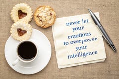 Laat nooit uw emoties intelligentie overweldigen stock foto Laat nooit uw emoties intelligentie overweldigen stock foto