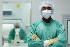 Laborstab bei der Arbeit im pharmazeutischen Labor lizenzfreie stockfotos Laborstab bei der Arbeit im pharmazeutischen Labor lizenzfreie stockfotos