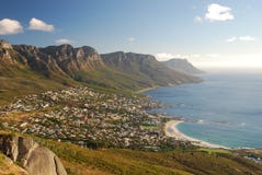 Lager-Bucht und zwölf Apostel. Ansicht von Lyons Kopf. Cape Town, Westkap, Südafrika stockbilder Lager-Bucht und zwölf Apostel. Ansicht von Lyons Kopf. Cape Town, Westkap, Südafrika stockbilder