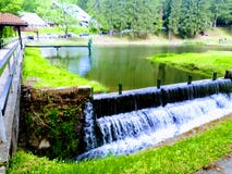 Lago artificial na Sérvia Jastrebac imagem de stock Lago artificial na Sérvia Jastrebac imagem de stock