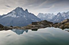 Lak Blanc - Franse Alpen Royalty-vrije Stock Fotografie Lak Blanc - Franse Alpen Royalty-vrije Stock Fotografie