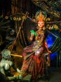 Lakshmi или Laxmi, индусская богиня богатства, удачи, процветания и красоты стоковое изображение rf Lakshmi или Laxmi, индусская богиня богатства, удачи, процветания и красоты стоковое изображение rf