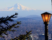 lampa över portland royaltyfria foton lampa över portland royaltyfria foton