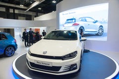 Lancering van nieuw Volkswagen Scirocco in Singapore Motorshow 2015 royalty-vrije stock afbeeldingen Lancering van nieuw Volkswagen Scirocco in Singapore Motorshow 2015 royalty-vrije stock afbeeldingen