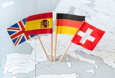 Landesflaggen auf Karte stockfotos Landesflaggen auf Karte stockfotos