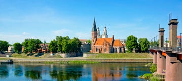 Landschap van de de dagtijd van de Kaunas het oude stad royalty-vrije stock afbeeldingen Landschap van de de dagtijd van de Kaunas het oude stad royalty-vrije stock afbeeldingen
