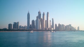 Lapso de tempo 4k panorâmico do porto de Dubai filme Lapso de tempo 4k panorâmico do porto de Dubai filme