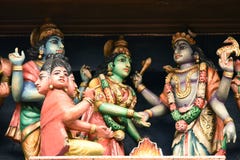 Las estatuas hindúes en Batu excavan Kuala Lumpur Malasia imágenes de archivo libres de regalías Las estatuas hindúes en Batu excavan Kuala Lumpur Malasia imágenes de archivo libres de regalías