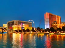 Las Vegas pasek Przez Jeziornego Bellagio zdjęcia stock Las Vegas pasek Przez Jeziornego Bellagio zdjęcia stock