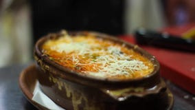 Lasagne bolończyk Świeży Od szef kuchni kuchni zbiory wideo Lasagne bolończyk Świeży Od szef kuchni kuchni zbiory wideo