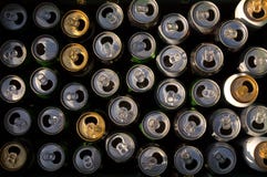 Latas recicl imagens de stock royalty free Latas recicl imagens de stock royalty free